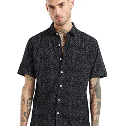 Banana Club Slim Fit Ethnic Motifs Printed Spread Collar Short Sleeves Casual Shirt-image-39