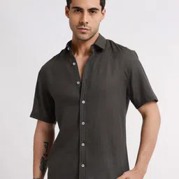 Banana Club Classic Spread Collar Short Sleeves Opaque Casual Shirt-picture-38
