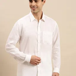 Ramraj Men Regular Fit Solid Spread Collar Casual Shirt image 1