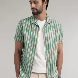 Andamen Premium Fit Vertical Striped Cuban Collar Short Sleeves Cotton Casual Shirt-picture-21