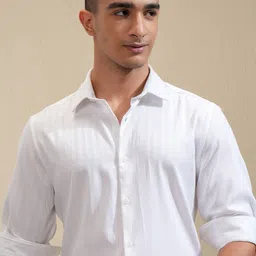 HIGHLANDER Men Slim Fit Opaque Striped Casual Shirt-picture-26