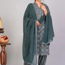 FLAMBOYANT Ethnic Motifs Printed Pure Cotton Lace Kurta With Trouser & Dupatta image 1