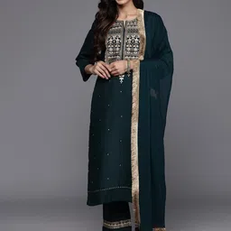 Varanga Green Ethnic Motifs Embroidered Straight Kurta With Trousers & Dupatta image 1