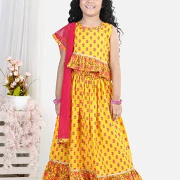 here&now x kinder kids Kinder Kids Girls Floral Printed Ready to Wear Lehenga & Blouse With Dupatta-picture-18