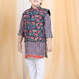 LIL PITAARA Boys Navy Blue Floral Printed Pure Cotton Kurta Set With Nehru Coat-picture-10