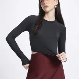 glitchez Effortless Style Fitted Crop Top-picture-47