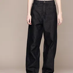 The Roadster Life Co. Women High-Rise Skater Fit Jeans-image-9