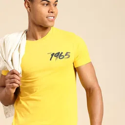 United Colors of Benetton Men Placement Print T-shirt-picture-28