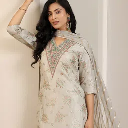 Libas Women Floral Printed Kurta with Salwar & Dupatta-image-29