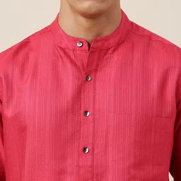 Fabindia Men Pink Kurta image 3