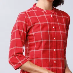 Vishudh Women Red & Off-White Checked A-Line Kurta image 5