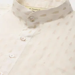 RAJUBHAI HARGOVINDAS Men Off White Dobby Kurta image 3