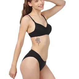 Designer Bugs Lightly Padded Bra & Mid-Rise Brief image 5