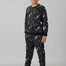 KiddoPanti Boys Printed T-shirt with Trousers image 2