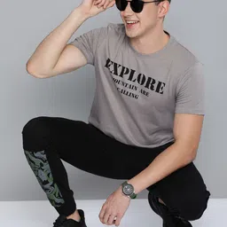 HERE&NOW Men Grey & Black Typography Printed Casual T-shirt-picture-32