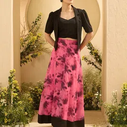 Antheaa Sleeveless Crop Top With Skirt And Jacket image 4