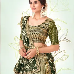 SHOPGARB Embroidered Sequinned Semi-Stitched Lehenga & Unstitched Blouse With image 2