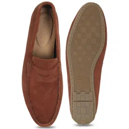 Clarks Men's Reazor Penny British Tan Loafers image 4