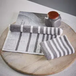 fabindia home Fabindia 'Aniya' Grey & White Cotton 500 GSM Face Towel - Set of 1-picture-25