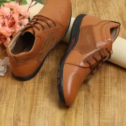 Red Chief Men's Tan Derby Shoes-picture-42