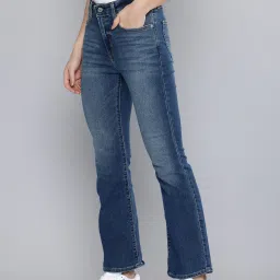 levi's Women's 725 Blue Flared Fit High Rise Jeans image 3