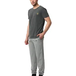 Vimal Jonney Dark Grey & Grey T-Shirt & Joggers image 3