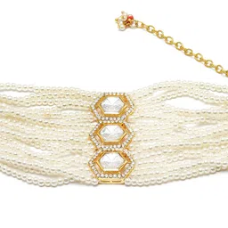 karatcart Gold Plated Polki Kundan and Pearl Beaded Bracelet for Women image 5
