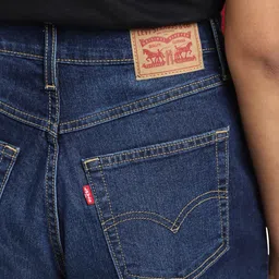 levi's Women's Mom Loose Tapered Fit High Rise Blue Jeans image 5