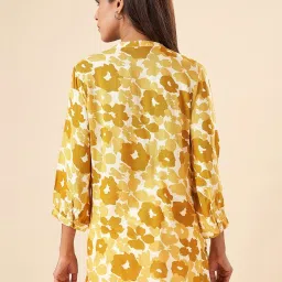 Akkriti by Pantaloons Yellow Printed Tunic image 2