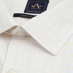 Arrow Men Checked Spread Collar Formal Shirt image 3