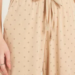 Dreamz by Pantaloons Cream Print Capri image 5