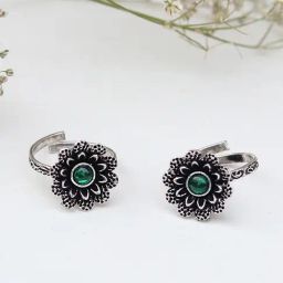 Teejh Ethnic Tishya Green Stone Silver Oxidized Toe Rings for Women-picture-10