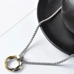 Peora Silver Plated Fancy Entangled Rings Stylish Pendant with Chain-picture-22