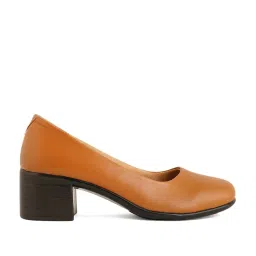 Elle Women's Camel Casual Pumps image 2