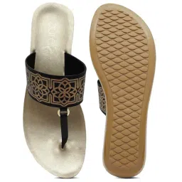 Aurelia Women's Zbeatrice Black T-Strap Sandals image 2