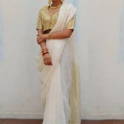 Chidiyaa White Gold Onam Ammini Handwoven Linen Zari Saree-picture-47
