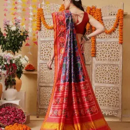 Silk Land Double Ikkat Patola Printed Saree with Weaving Border & Pallu image 2