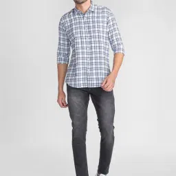 Giordano Charcoal Slim Fit Heavily Washed Stretchable Jeans image 5