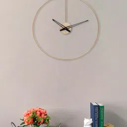 CHRONIKLE Classic Round Gold Iron Wall Clock image 2