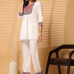 ARDITA Printed Top With Palazzo Co-Ords image 5