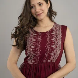 MERAAKI FASHION Ethnic Motifs Printed Yoke Design Sleeveless A-Line Kurta image 3