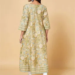 Rangmanch by Pantaloons Green Cotton Printed Fit and Flare Kurta image 2