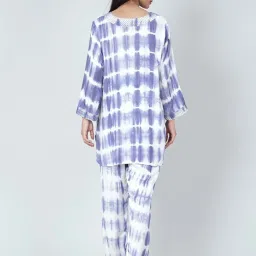 First Resort By Ramola Bachchan Blue And White Tie-Dye Lounge Set image 2