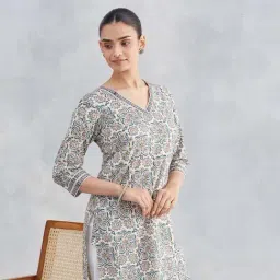 Fabindia Off White & Green Cotton Regular Fit Floral Print Kurtas image 5