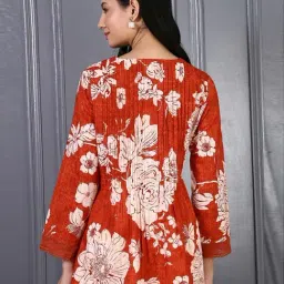 W Red Cotton Regular Fit Floral Print Top image 2