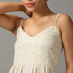 SHOWOFFFF Floral Print Georgette Top image 5