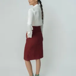 Qua Tailored Straight Skirt image 2