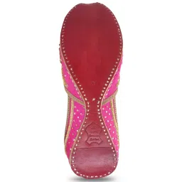 Fulkari Women's Elephant Magenta Pink Ethnic Juttis image 3