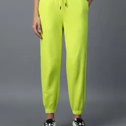 Bewakoof Green Regular Fit Joggers-image-6