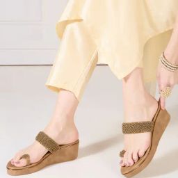 Inc.5 Women's Antique Gold Toe Ring Wedges-picture-43